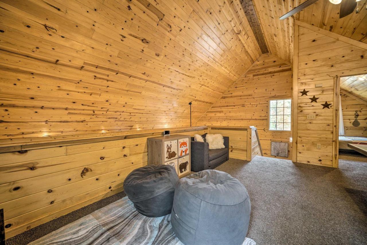 Cabin With Hot Tub And Games, 4 Mi To Beavers Bend! Broken Bow Dış mekan fotoğraf