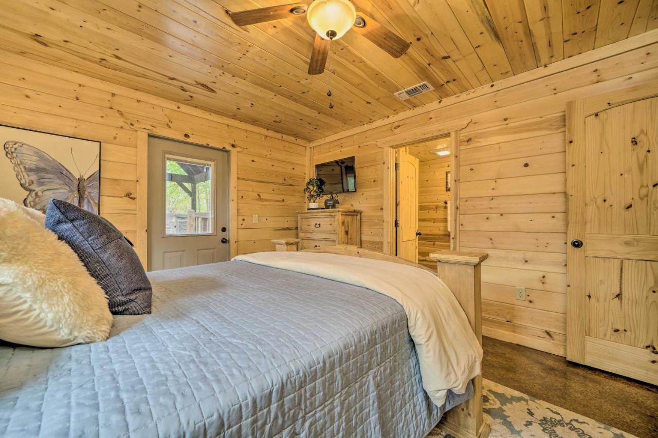 Cabin With Hot Tub And Games, 4 Mi To Beavers Bend! Broken Bow Dış mekan fotoğraf